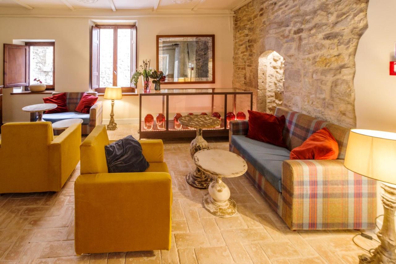 Aurora Boutique Hotel & Private Spa Spoleto Exteriör bild